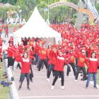 Dalam Rangka Hari Guru Nasional, Ribuan Guru Ikuti Senam Bersama di Alun-Alun Klaten
